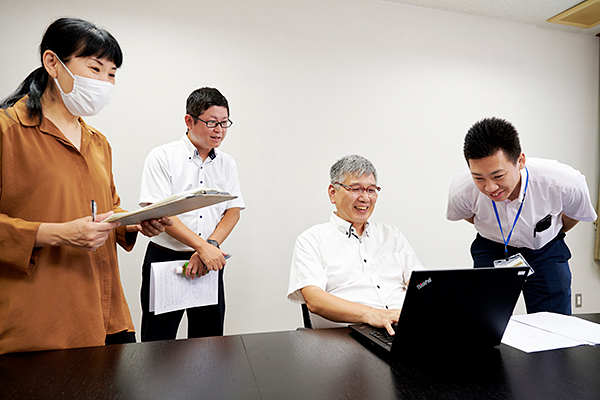 ナトコ株式会社インタビュー風景