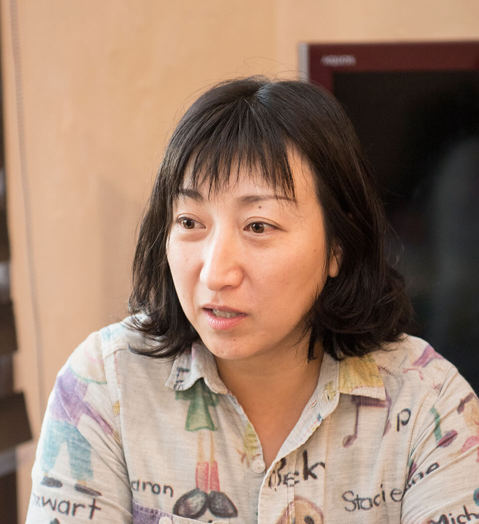 妻:山崎朝子さん